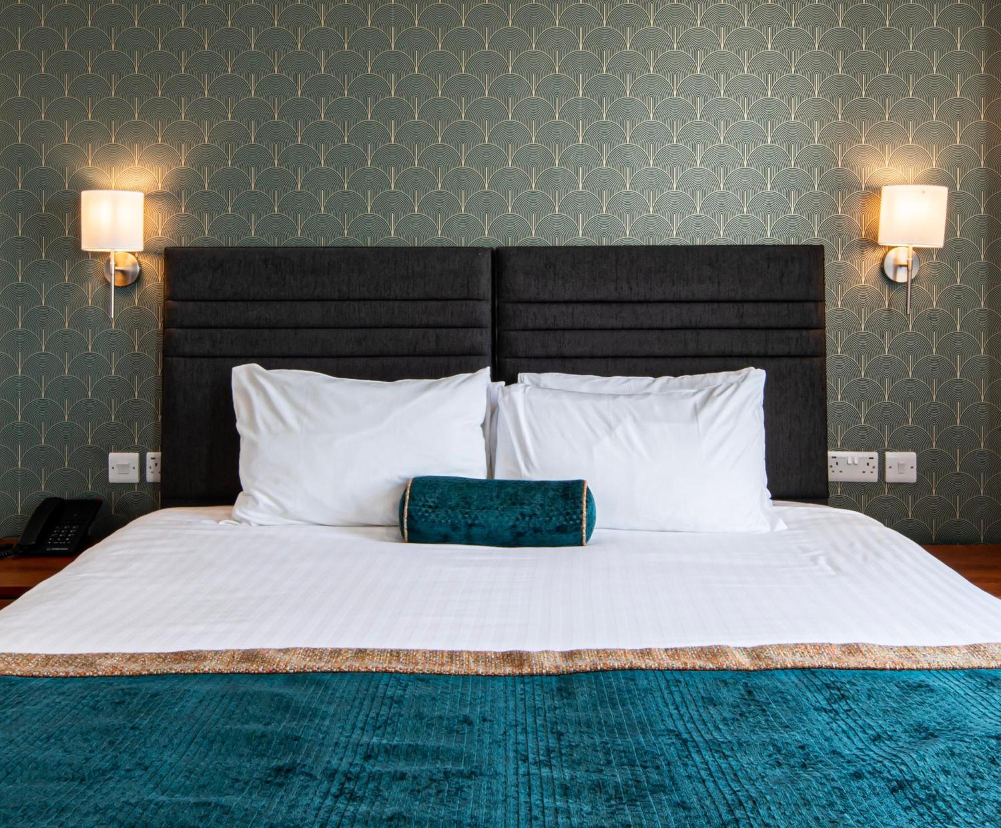 The Beaches Hotel And Spa Престатин Экстерьер фото