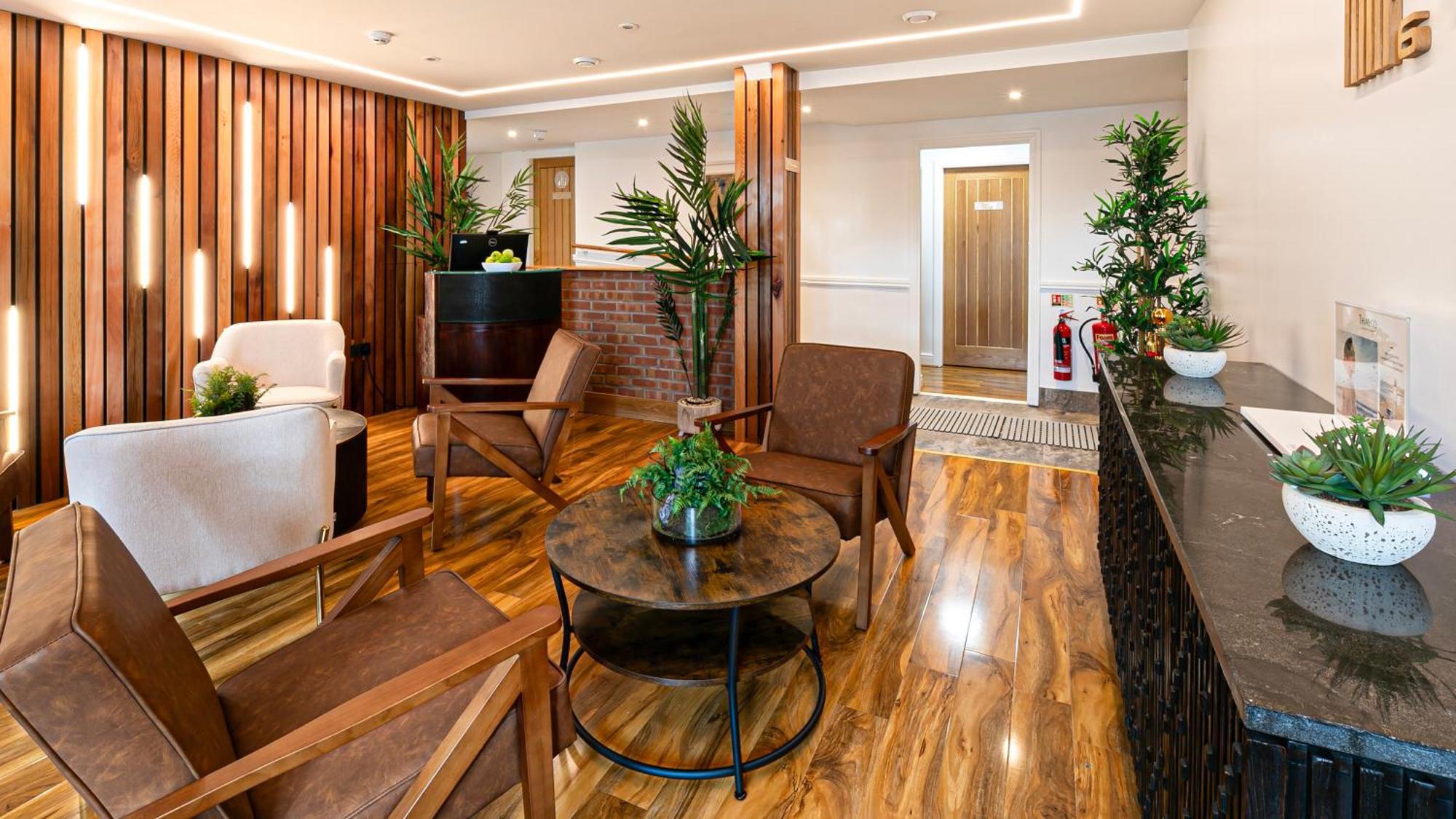 The Beaches Hotel And Spa Престатин Экстерьер фото